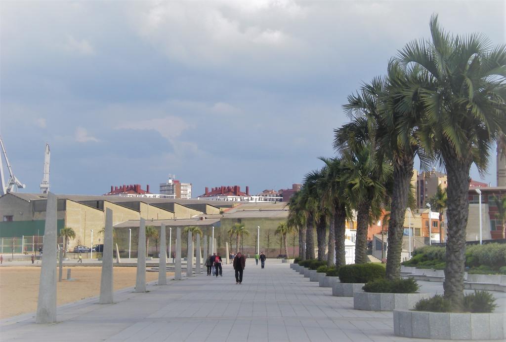 Espacio Gijon Poniente Buitenkant foto
